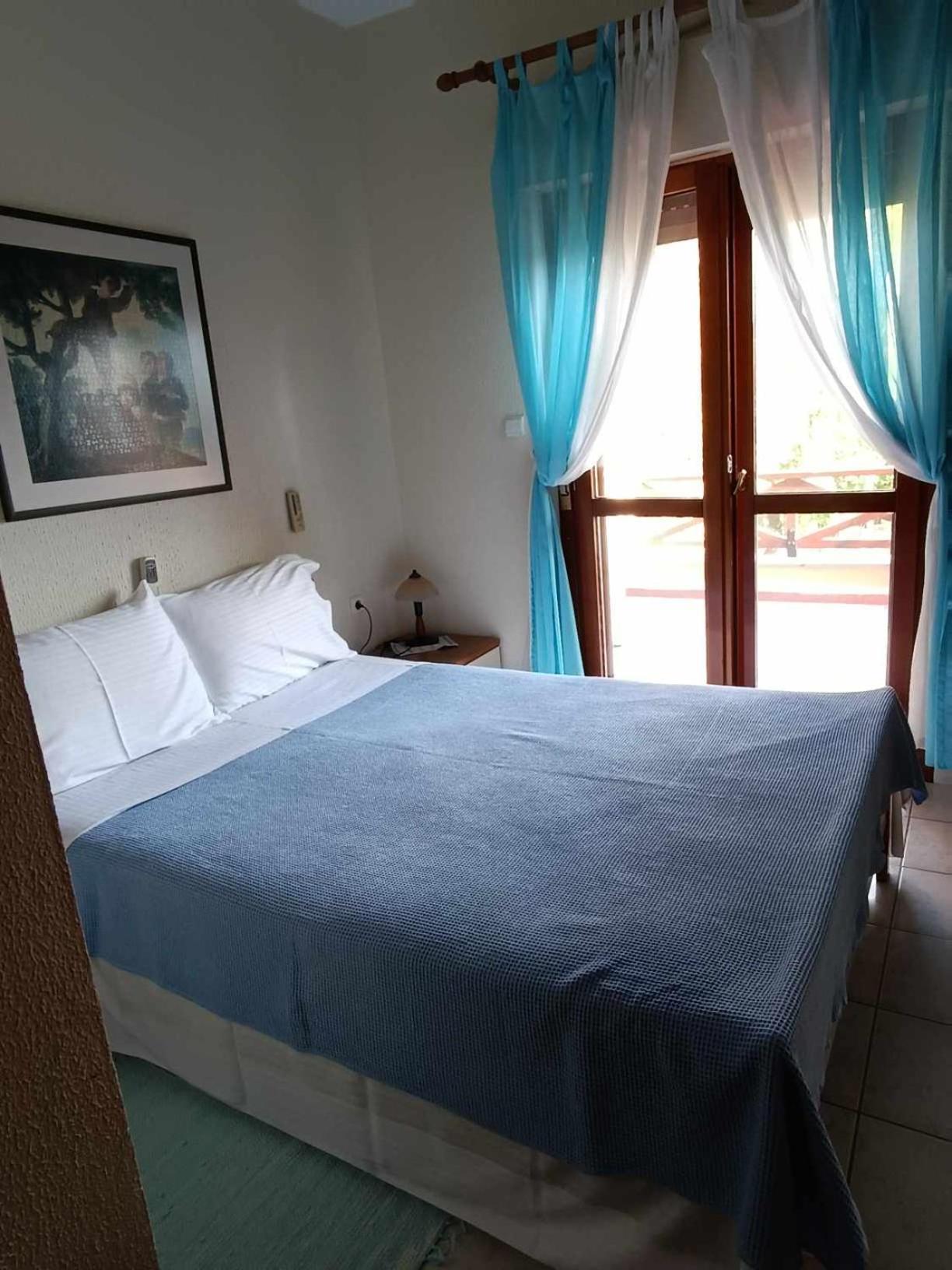 Georgia'S House Villa Nikiti  Bagian luar foto